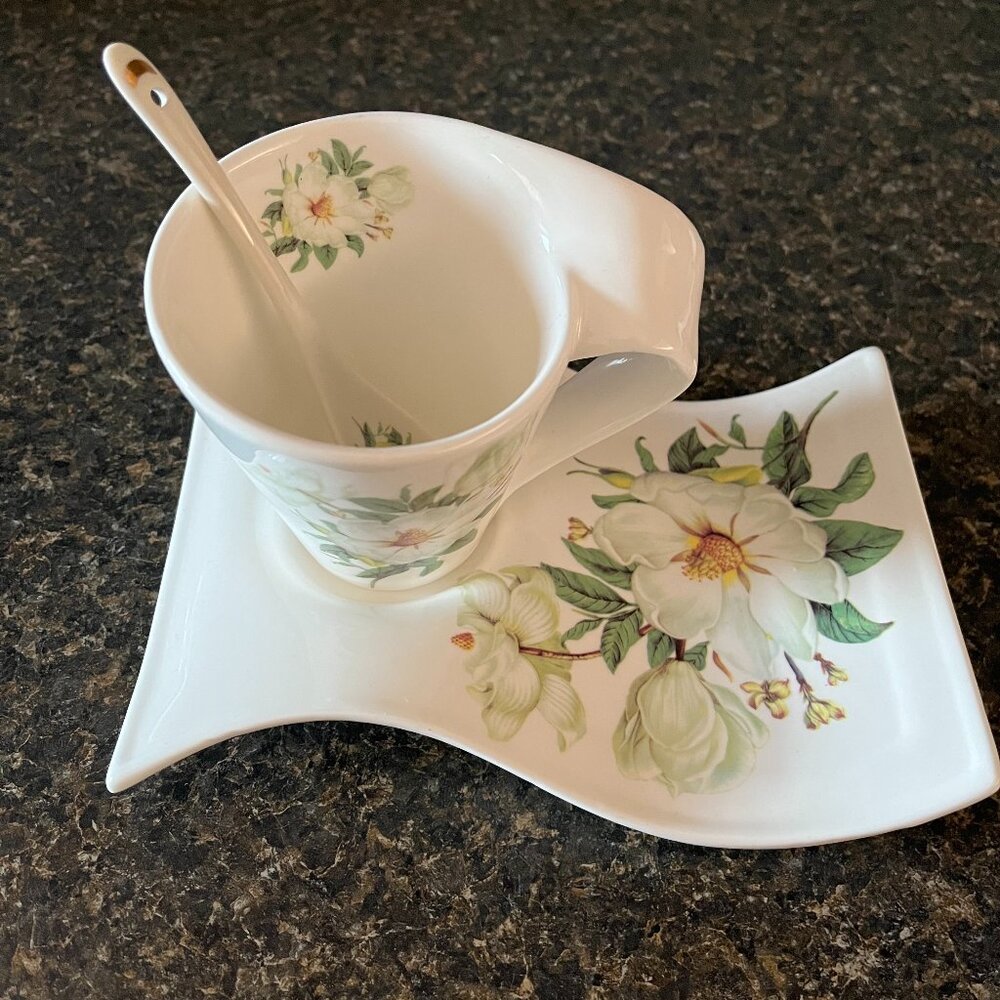 Adeline Collection Tea Cup with wave plate and spoon